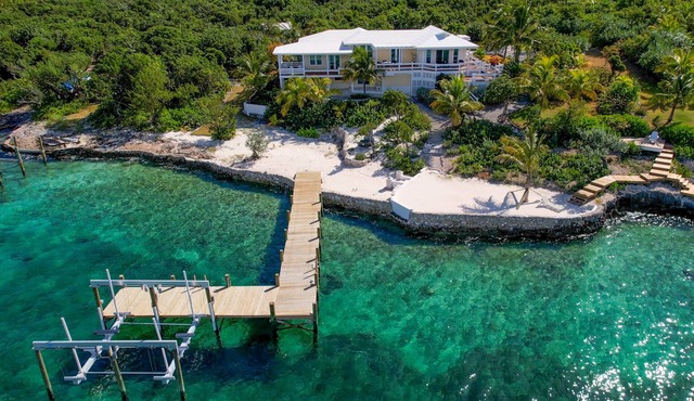 Coco Di Mama - Secluded Quiet Bahama Island Living Paradise
