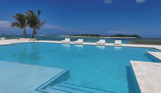 Coconut Bay Bahamas
