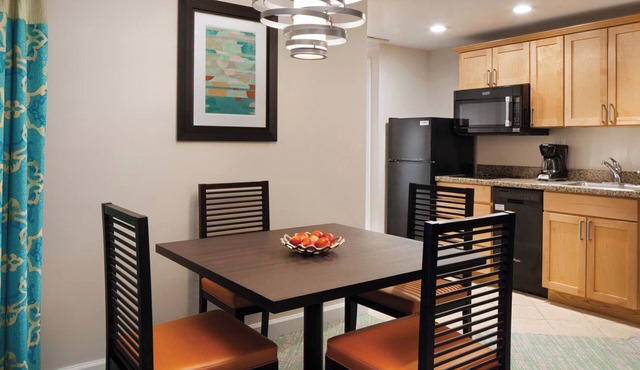 Condo in Paradise- Harborside Bahamas- Free Access to Atlantis Resort- 2BR 2B