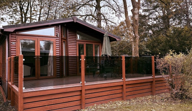 CONISTON NUMBER 9, family friendly, with pool in White Cross Bay