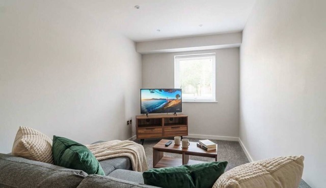 Contemporary 1 Bedroom Liverpool Apartment
