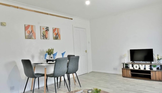Convenient Accommodation near Reading University