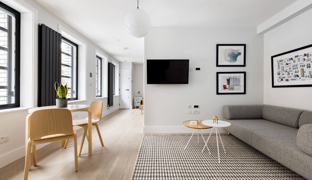Cool Leicester Sq Studio - Netflix & Nespresso