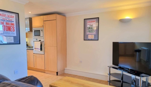 Cosy 2 Bed Apt, Central Old Town