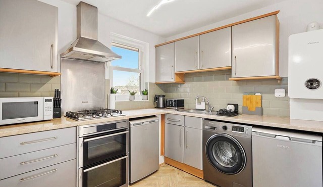 Cosy Apartment 5 guests - 3 beds + 1 sofa bed Lewisham, London