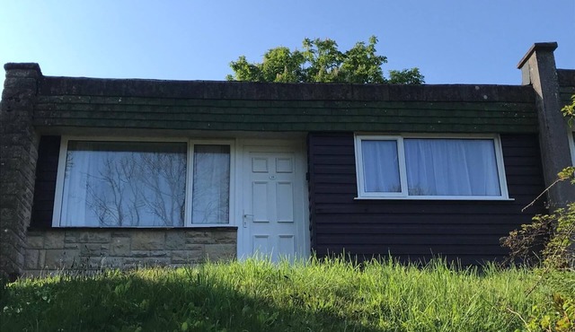 Cosy Cornish Chalet near coast