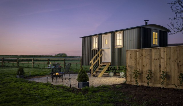 Cotswold Nest, dog friendly, Moreton-in-Marsh, Cotswolds