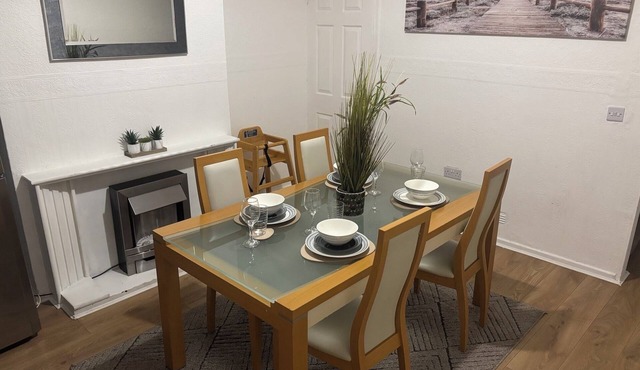 Cozee two bed WV11 1NW - Wolverhampton