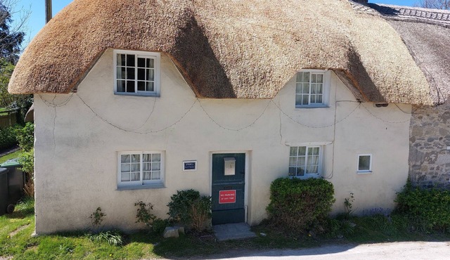 Cozy 3 Bed Thatched Cottage near Durdle Door and Lulworth Cove