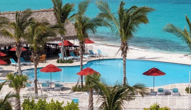 Cozy Beachy Marina front 1-bedroom condo with WiFi, AC in enchanting Bimini.