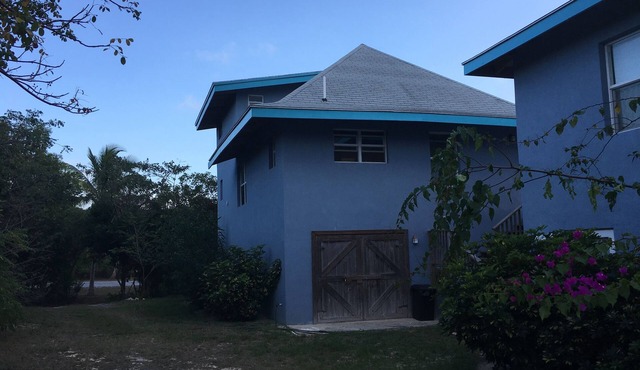 Cozy Family-friendly Hideaway With Caribbean Views and Peaceful Garden
