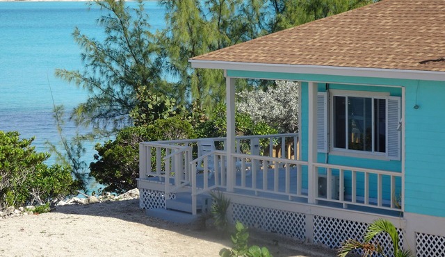 Cozy, new, beach cottage with a spectacular ocean view - Point of View