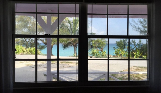 COZY SEASIDE 2 BED/2 BATH COTTAGE IN ALICE TOWN, BIMINI, BAHAMAS