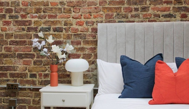 Cute En-Suite 1 Min to Barbican/Farringdon Station
