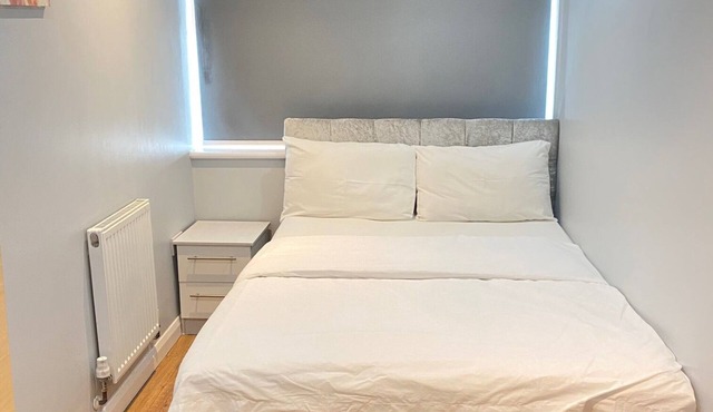 Deluxe Apartment Double 2 Single and Sofa Bed.