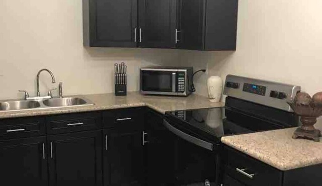 Delva’s Place- Gated 2 Bedroom Pet Friendly