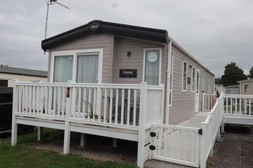 Dennys Holiday Home Pet Free