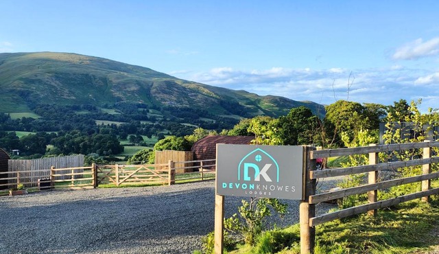 Devonknowes lodges