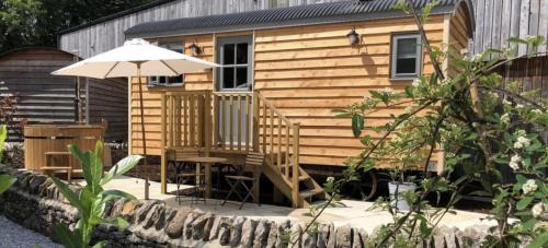 Digby's Hut