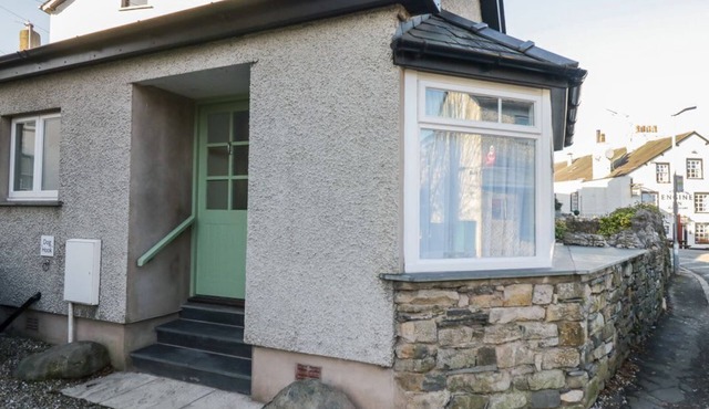 Drapers Cottage, Cark In Cartmel