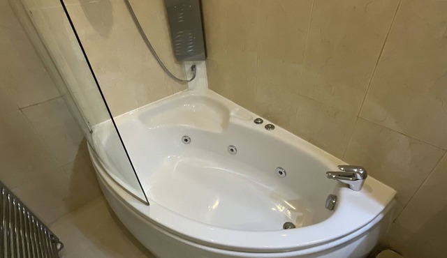 Earle House Serviced Apartments