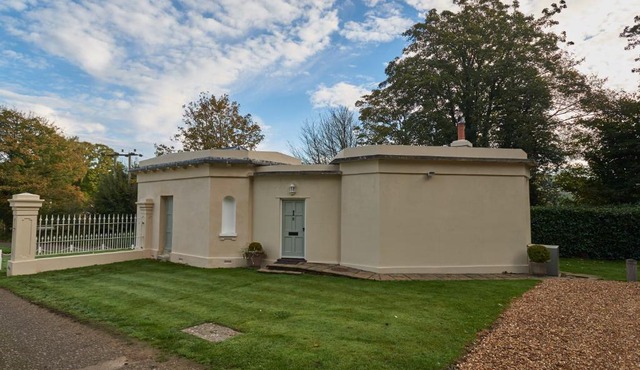 East Lodge