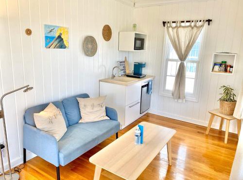 Eleuthera Retreat - Private Villa & Cottages on pink sand beachfront