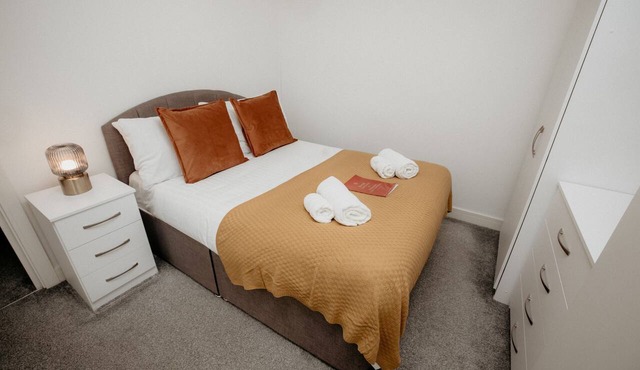 Elthorne Luxury Apartments EL2