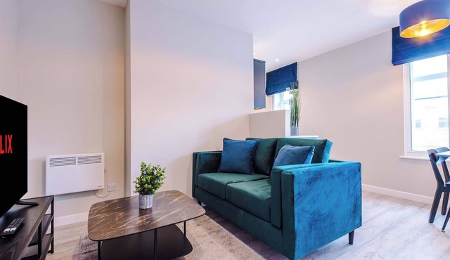 Elysée Suites - Modern 1 Bed Flat in Southport