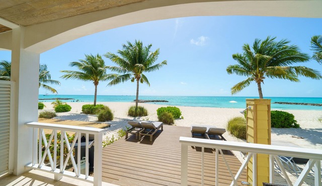 Escape to Paradise at Oceanfront Dreams - Your Idyllic Coastal Haven!