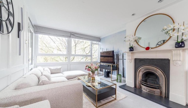 Excellent 3-Bed Flat In Elephant & Castle