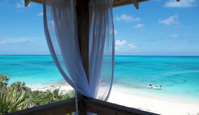 Exclusive 2-bedroom Villa at Sandy Toes on Private Island