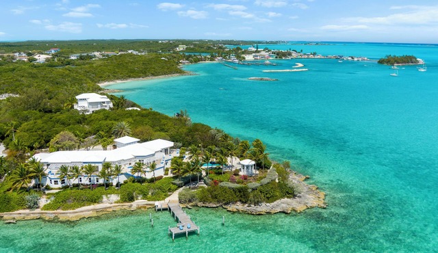 ExumaOnTheRocks: Luxury Villa On its Own Private Peninsula