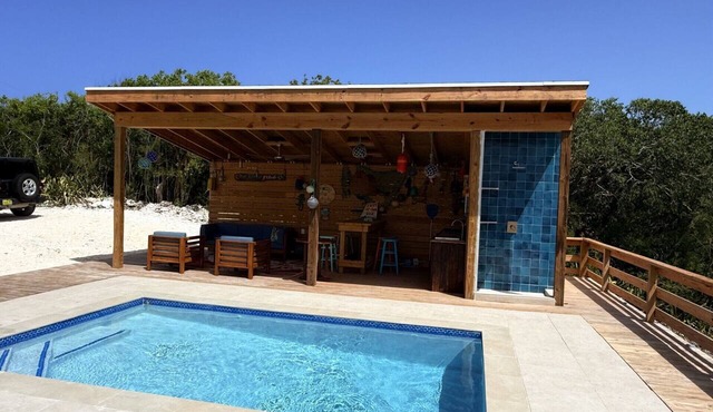 Fair Winds: Tropical Beach House, Stunning Ocean View, Pool, Steps to the Beach!
