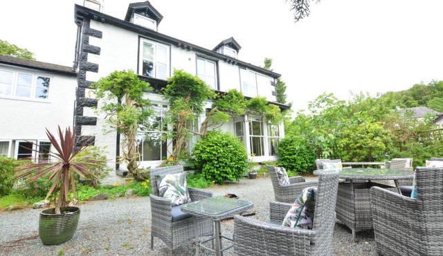 Fairfield House and Gardens