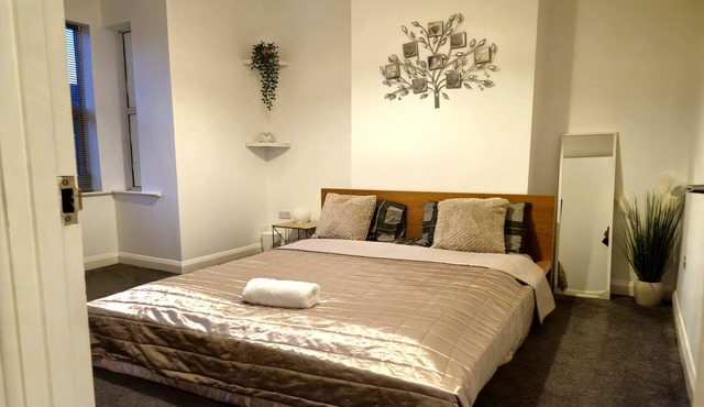 Families/Contractors/Monthly stays/Parking