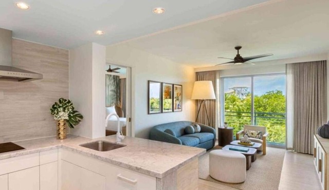 Family Getaway | 2BR Unit, Pools, Water Park, Bar, Onsite Dining, Pets Allowed