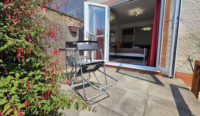 Fantastic Four Apartments, 20 minutes train ride to central London