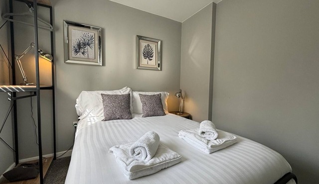 Flat 1 Castle Street Serviced Apartments
