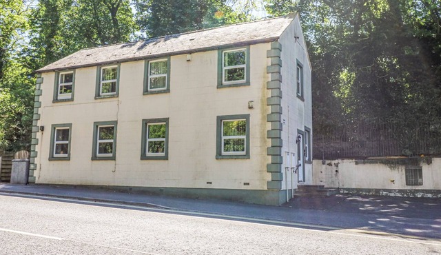 FLAT 1, OMEGA COURT, pet friendly in Whitehaven