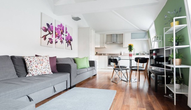 Flat 4 - Regents Park - 2 bed