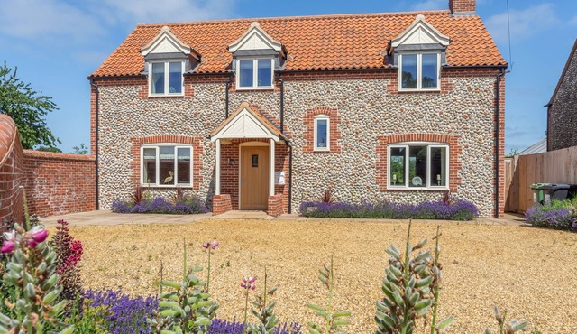 Flint House (W), Wighton, Norfolk