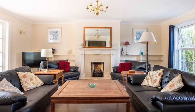 Friendly 6-BR Cottage | Cornish Beaches