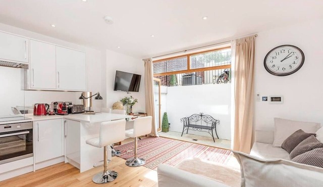 Fulham Broadway 2-Bed Apt w/Garden & Pets Ok