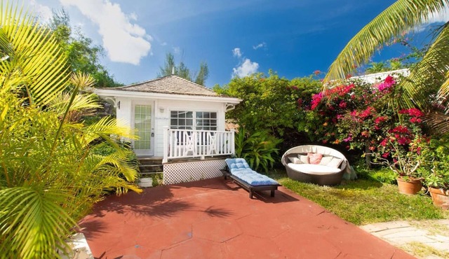 Garden Cottage - Oceanfront -