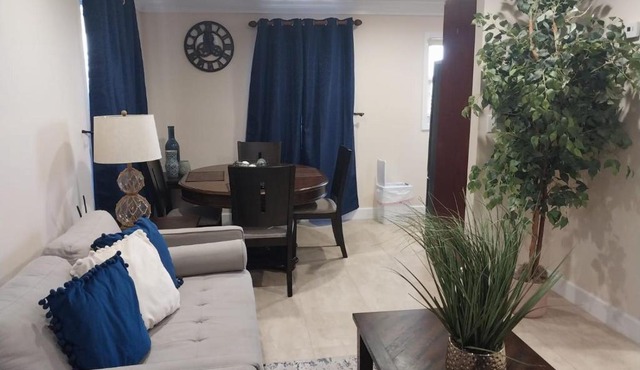 Georgetown Exuma Luxury Streetview Apartment