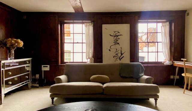 Georgian 3BR Family Home in Hampstead Village moments from The Heath