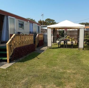 Gina's Static caravan,118 Sandsgate