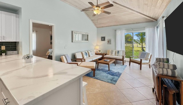 Golf Cart Included, Abaco Villa, Treasure Cay, Bahamas, 100 yards from beach