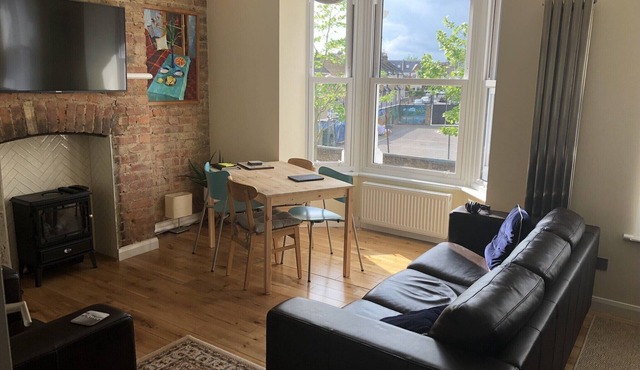 Goodwin luxury apartment, 2 double bedrooms, free parking